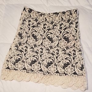 Alice and Oliva Lace Skirt